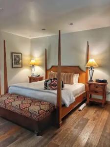 The Hermosa Inn - 19