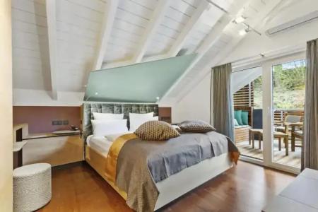 Romantik Landschloss Fasanerie - 3