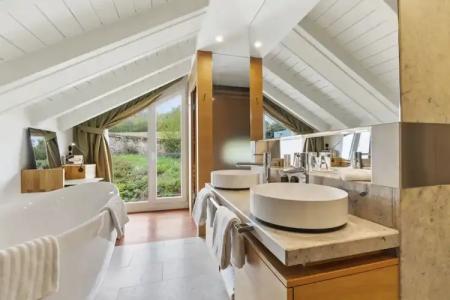 Romantik Landschloss Fasanerie - 6