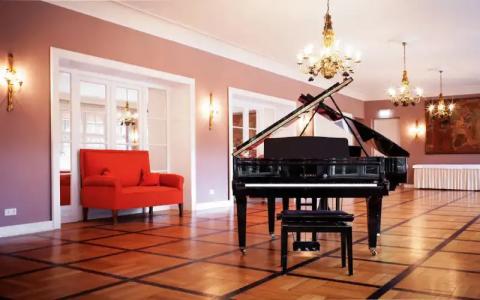 Romantik Landschloss Fasanerie - 33