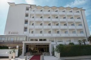Rouge Hotel International, Червия-Милано-Мариттима
