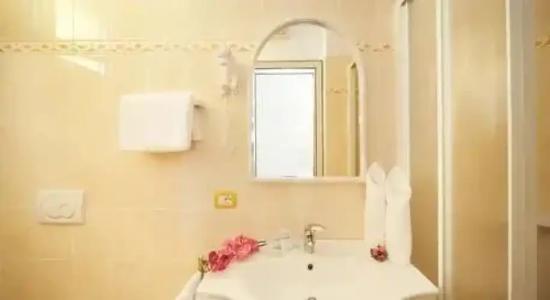 Mignon Riccione Fronte Mare - 7