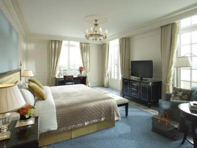 Shangri-La Paris - 8