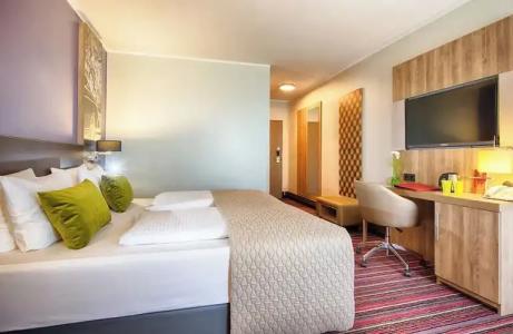 Leonardo Wolfsburg City Center - 35