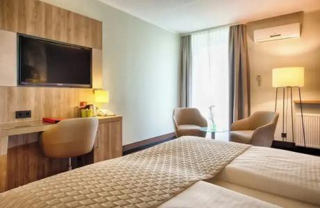 Leonardo Wolfsburg City Center - 37