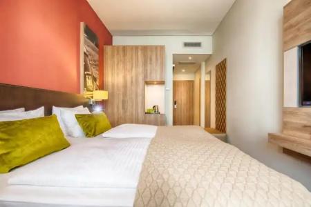 Leonardo Wolfsburg City Center - 40