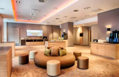 Leonardo Wolfsburg City Center - 1