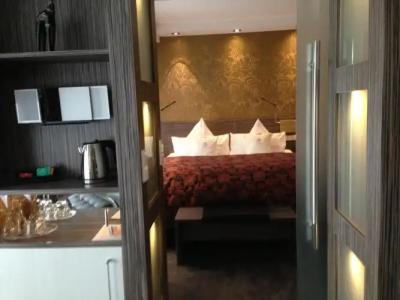 An der Wasserburg - 2