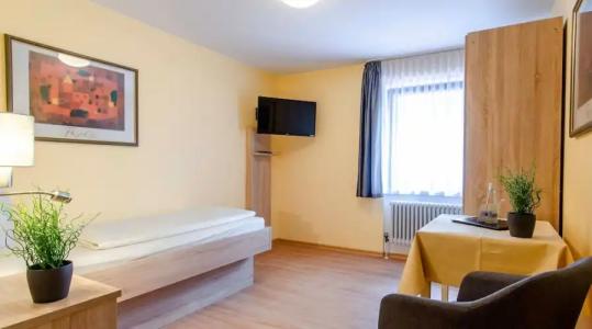 Kurgarten-Hotel - 38