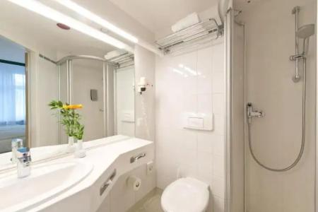 Kaiserin Augusta - 29