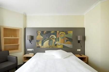 Kaiserin Augusta - 32