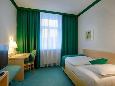 Kaiserin Augusta - 18