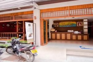 Panomporn Patong Place