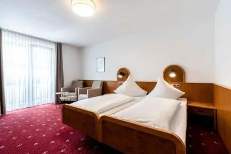 & Gasthaus Löwen - 41