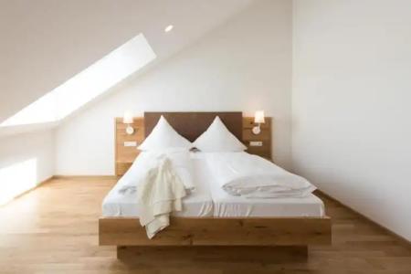 & Gasthaus Löwen - 66