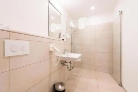 & Gasthaus Löwen - 50