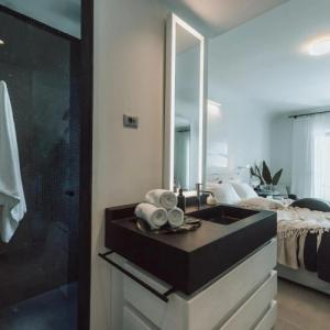 Mykonos Ammos - Small Luxurys of the World - 41