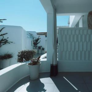 Mykonos Ammos - Small Luxurys of the World - 43