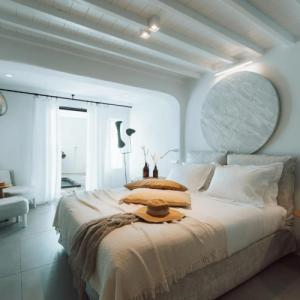 Mykonos Ammos - Small Luxurys of the World - 38