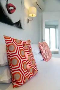 Hôtel Colette Cannes Centre - 84