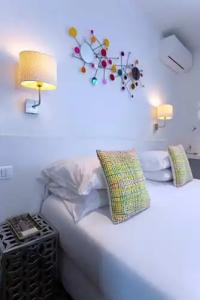 Hôtel Colette Cannes Centre - 48