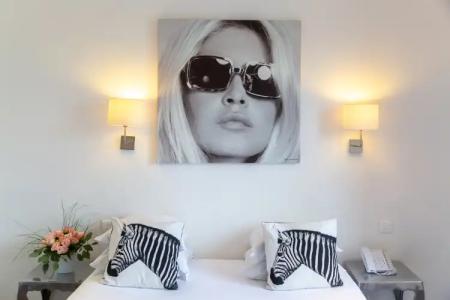 Hôtel Colette Cannes Centre - 4