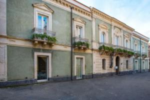 Отель «Shalai», Лингваглосса