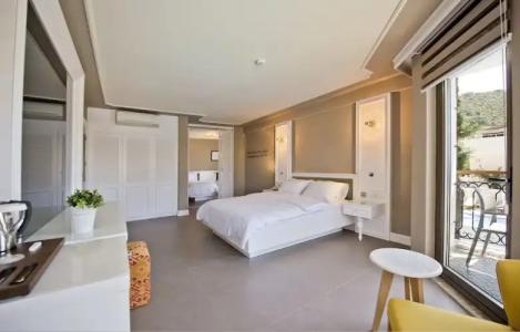 Samira Exclusive & - 97