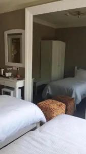 Samira Exclusive & - 35