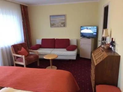 Katharina Garni - 42