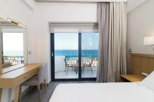 Hotel «Tsolaridis», Кипарисия