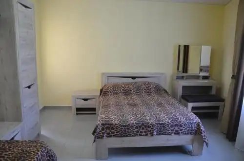 Comfort House - 120