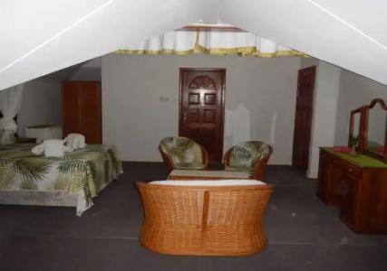 Le Chevalier Bay Guesthouse - 1