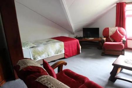 Le Chevalier Bay Guesthouse - 8