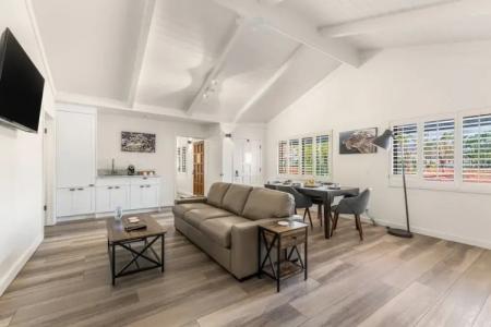 Franciscan Inn & Suites - 97