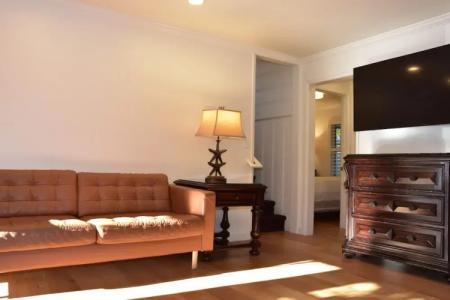 Franciscan Inn & Suites - 77