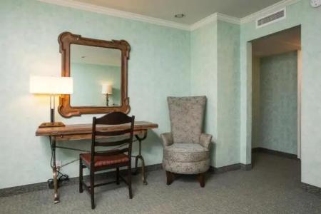 Franciscan Inn & Suites - 63