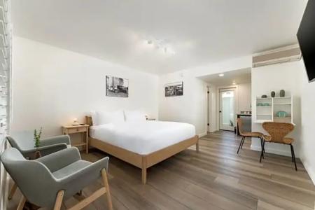 Franciscan Inn & Suites - 34