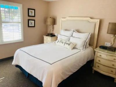 Franciscan Inn & Suites - 17