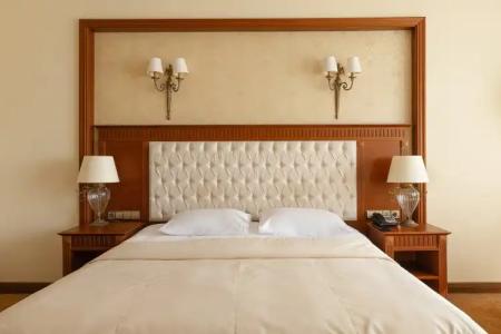 Президент-Отель - 102