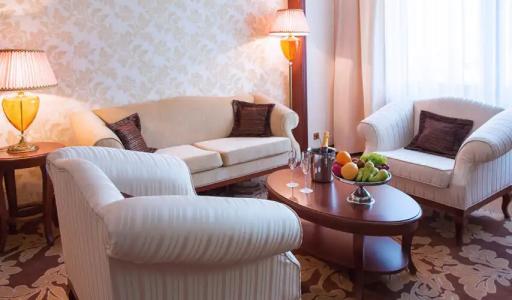 Президент-Отель - 112