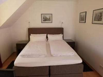 Tuniberg Restaurant - 35