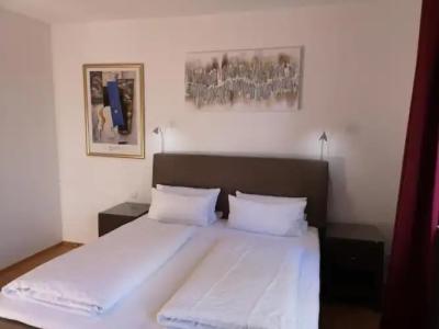 Tuniberg Restaurant - 33