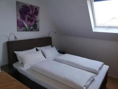 Tuniberg Restaurant - 42