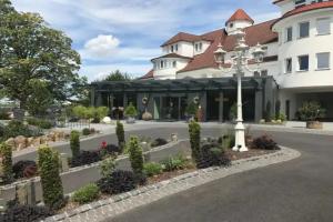 Hotel «Heinz», Хёр-Гренцхаузен