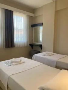 Koz Marigold Apart - 120