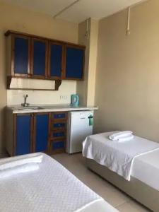 Koz Marigold Apart - 92