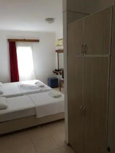 Koz Marigold Apart - 27