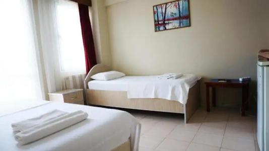 Koz Marigold Apart - 63