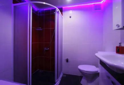 Koz Marigold Apart - 7